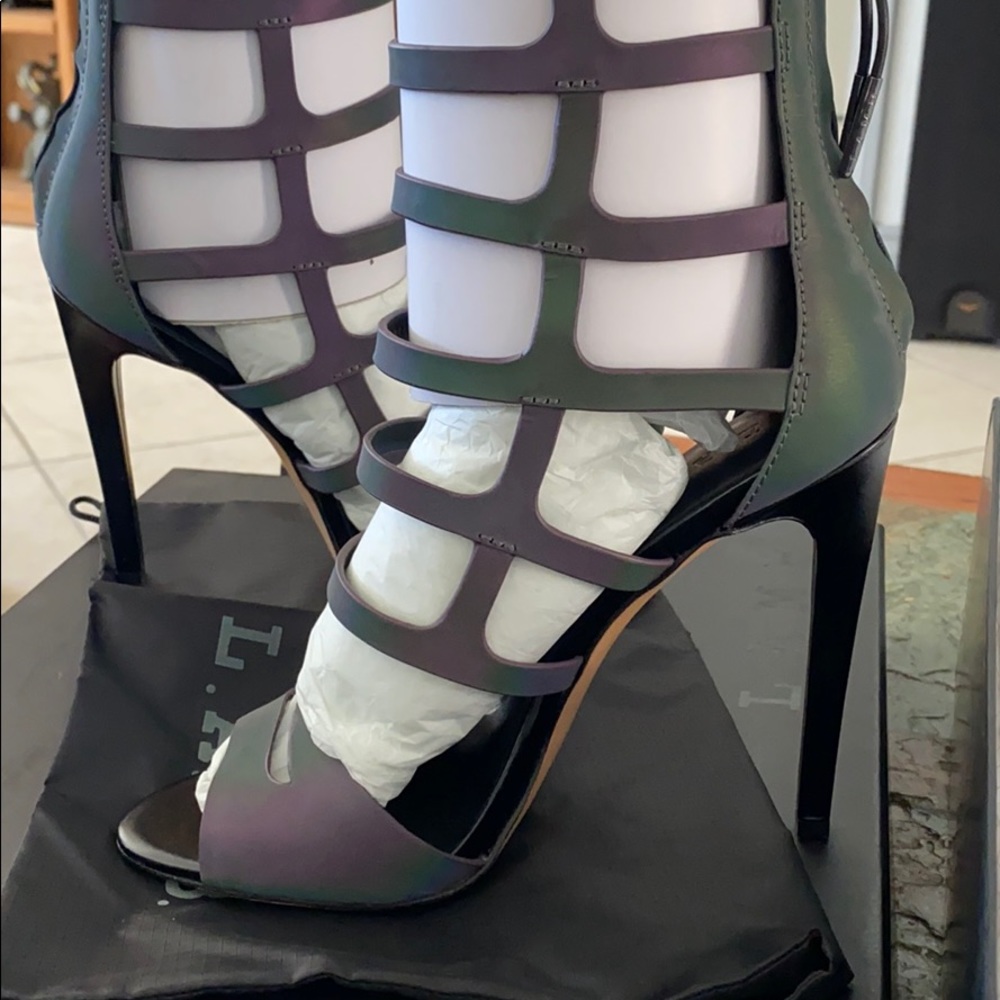 COPY - Beautiful iridescent strap heels